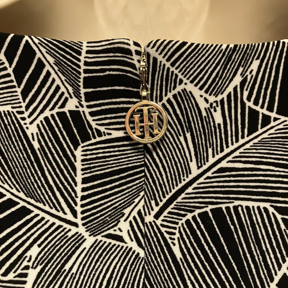 Tommy Hilfiger Womens 6 Black White Palm Leaf Botanical Bell Sleeve Shift Dress - Picture 7 of 16